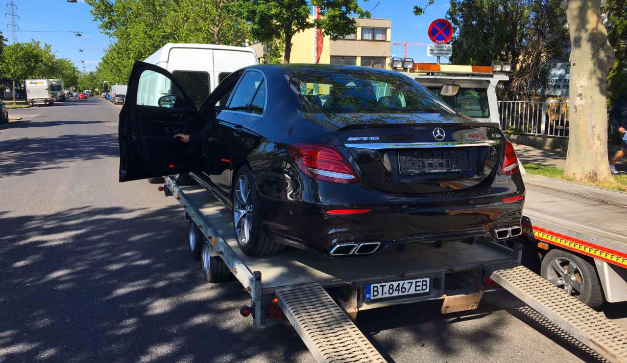 Reliable and Safe ENCLOSED CAR TRANSPORT SERVICES for Your Vehicle 8 Reliable and Safe ENCLOSED CAR TRANSPORT SERVICES for Your Vehicle 8